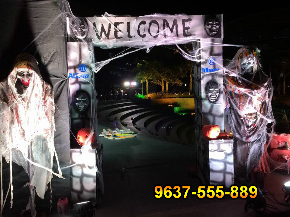 
halloween party plates and cups in pune, halloween party plates and napkin in punes, halloween party favors in pune, halloween party favors bulk in pune,
 halloween party balloon decorations in pune, 