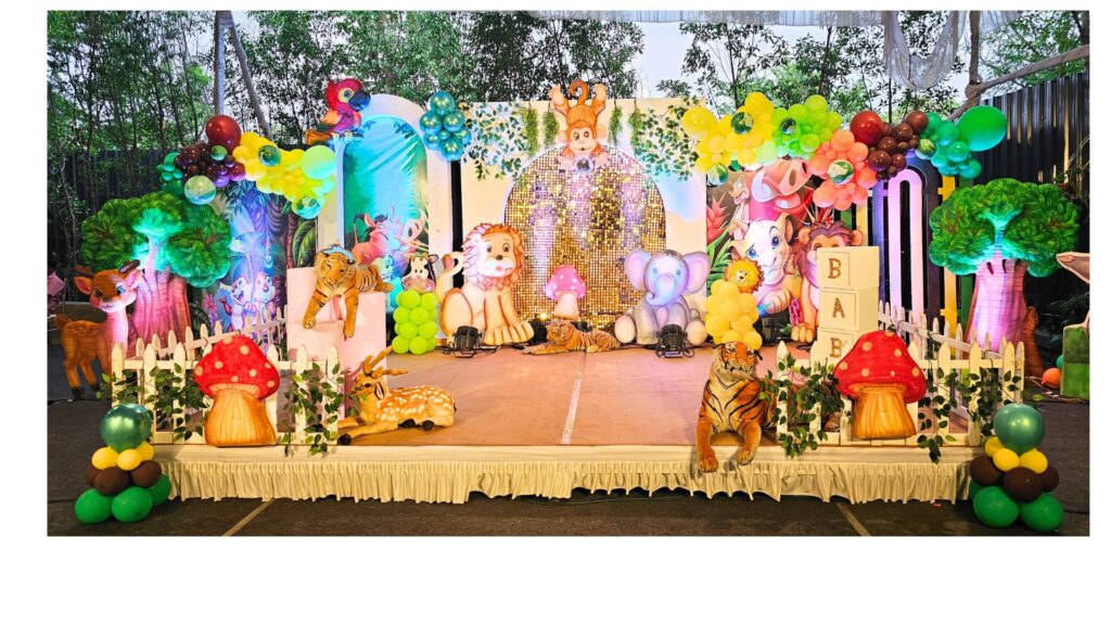 Jungle theme decoration ideas pune | First birthday decoration pune | theme party decorations